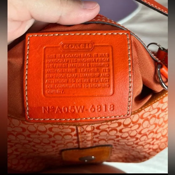 Vintage Coach Soho Orange Bag - Picture 6 of 12